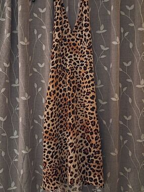 Animal Print V-Neck Dress - Leopard Print